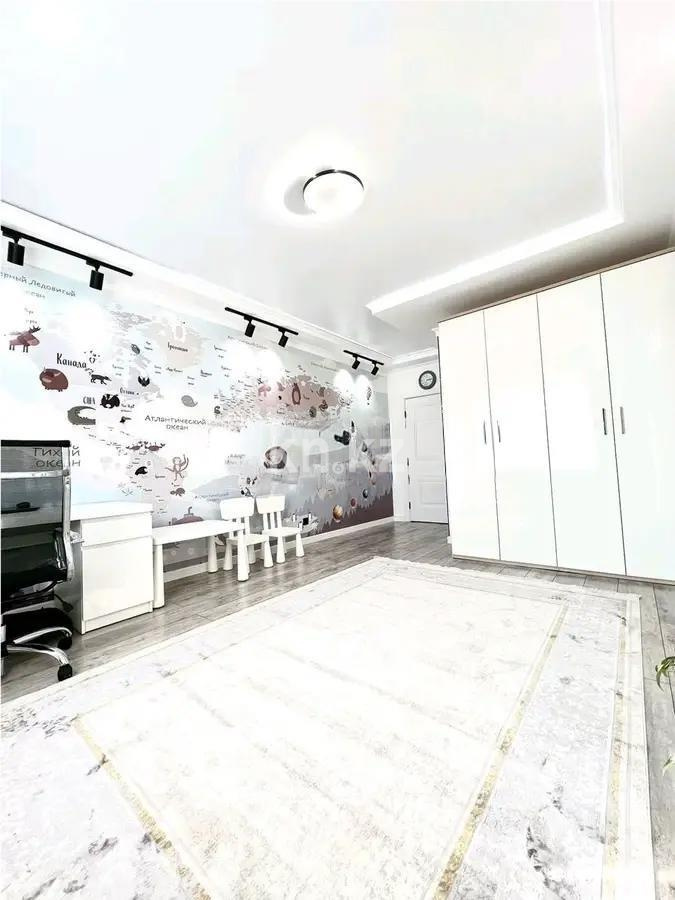 Продажа 3-комнатной квартиры, 95 м², пр. Кошкарбаева, дом  48 в Астане - фото 3