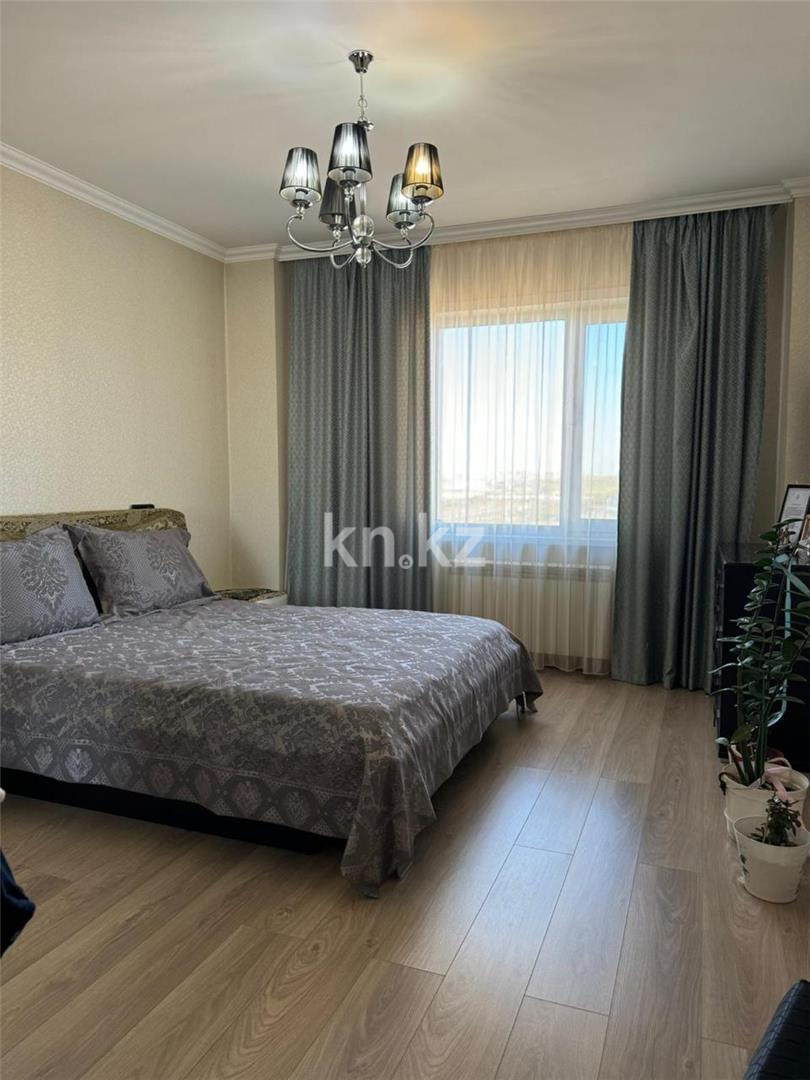 Продажа 3-комнатной квартиры, 90 м², пр. Шахтеров, дом  60 в Караганде - фото 22