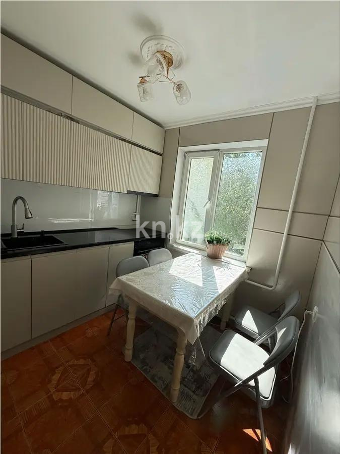 Продажа 3-комнатной квартиры, 66 м², мкр-н Сайран, дом  6 в Алматы - фото 4