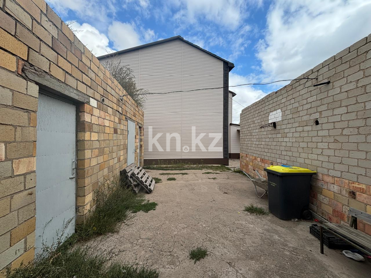 Продажа 4-комнатного дома, 130 м², ул. Юная в Караганде - фото 4