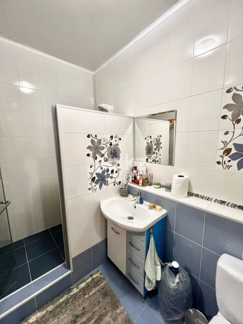 Продажа 3-комнатной квартиры, 102 м², пр. Момышулы, дом  2б - пр. Кошкарбаева в Астане - фото 12