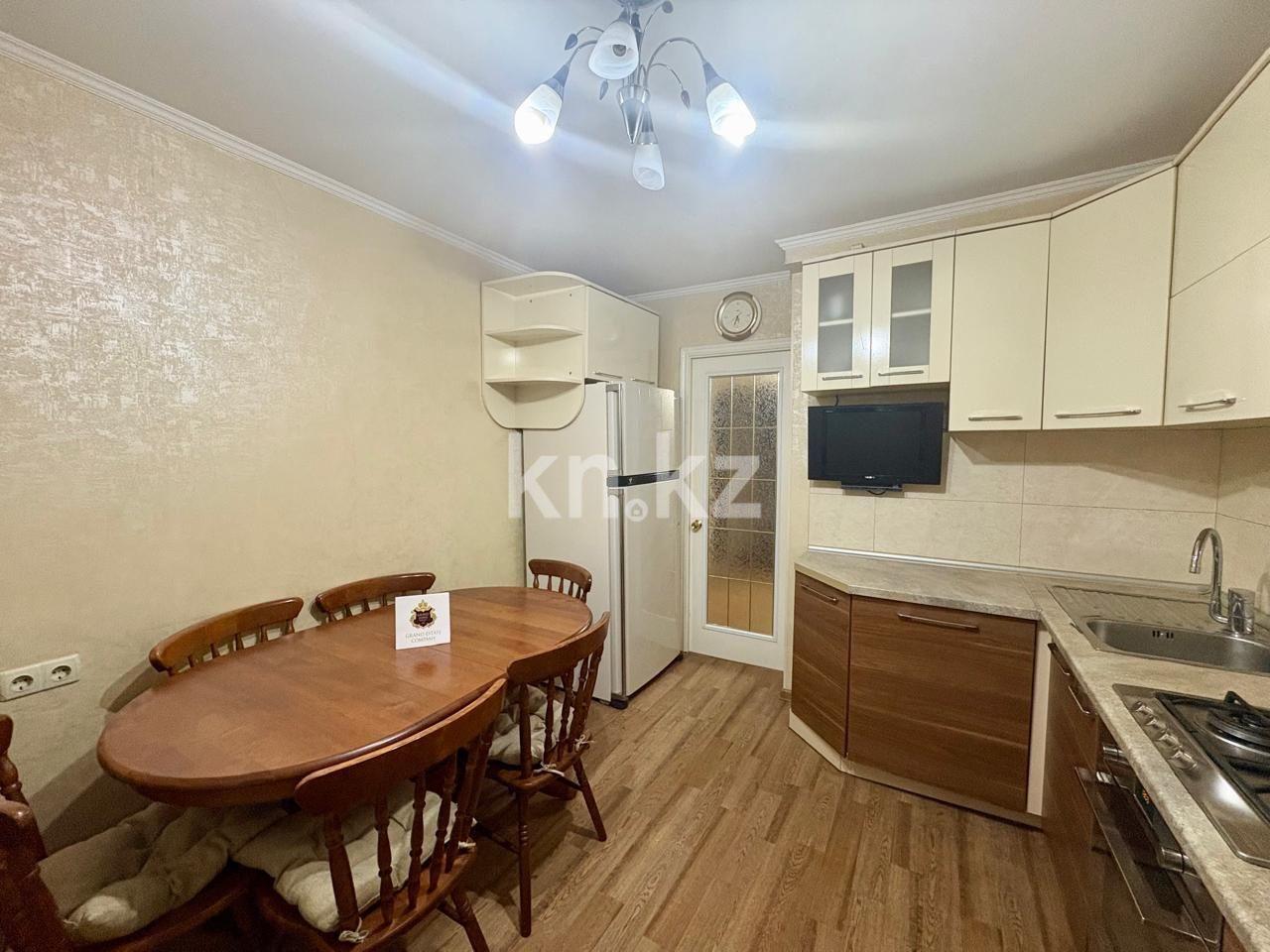 Продажа 3-комнатной квартиры, 70 м², мкр. Мамыр-2 - Продажа  трехкомнатных квартир в Алматы фото 3 из 21