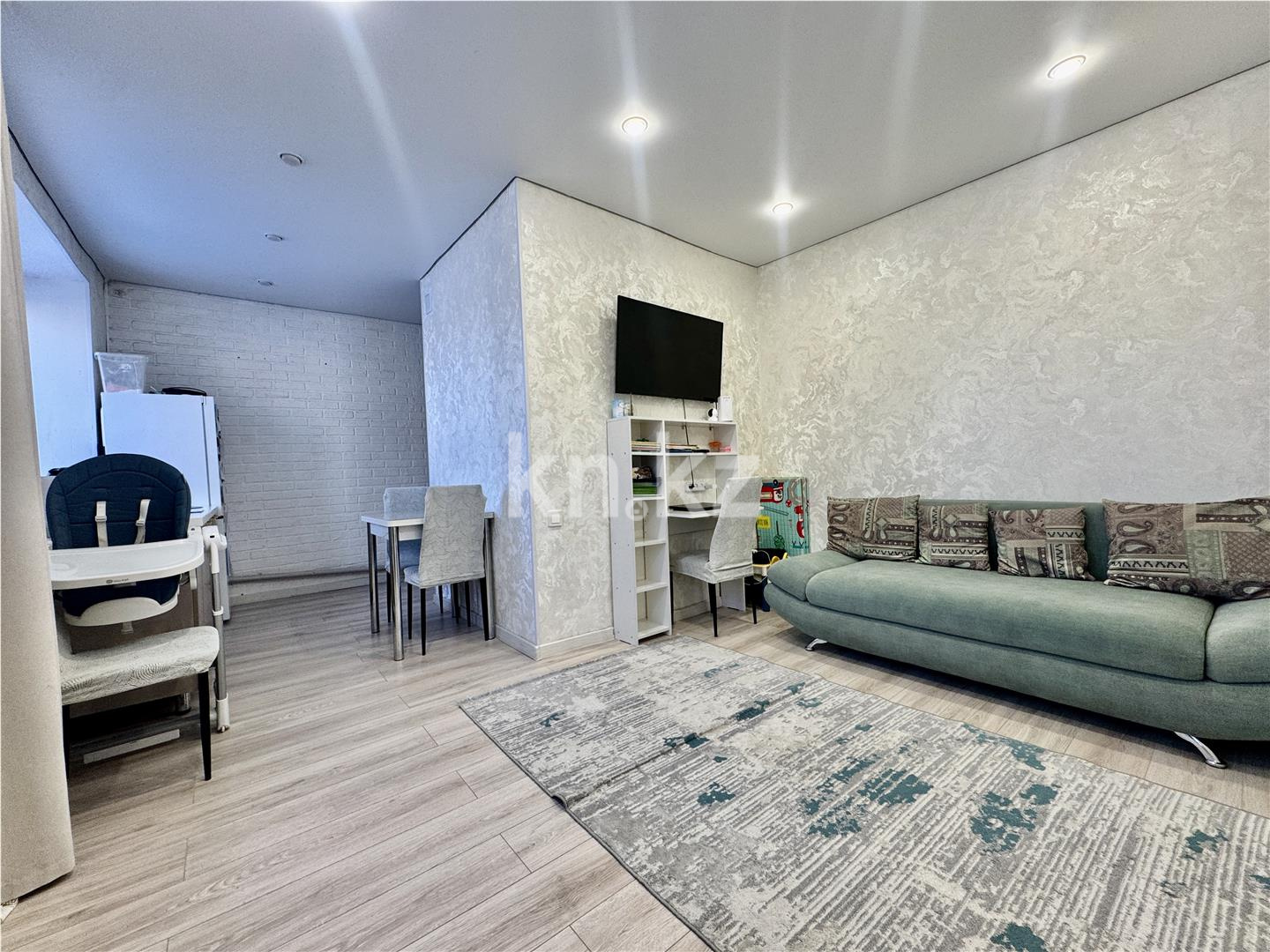 Продажа 4-комнатной квартиры, 90 м² в Караганде - фото 19