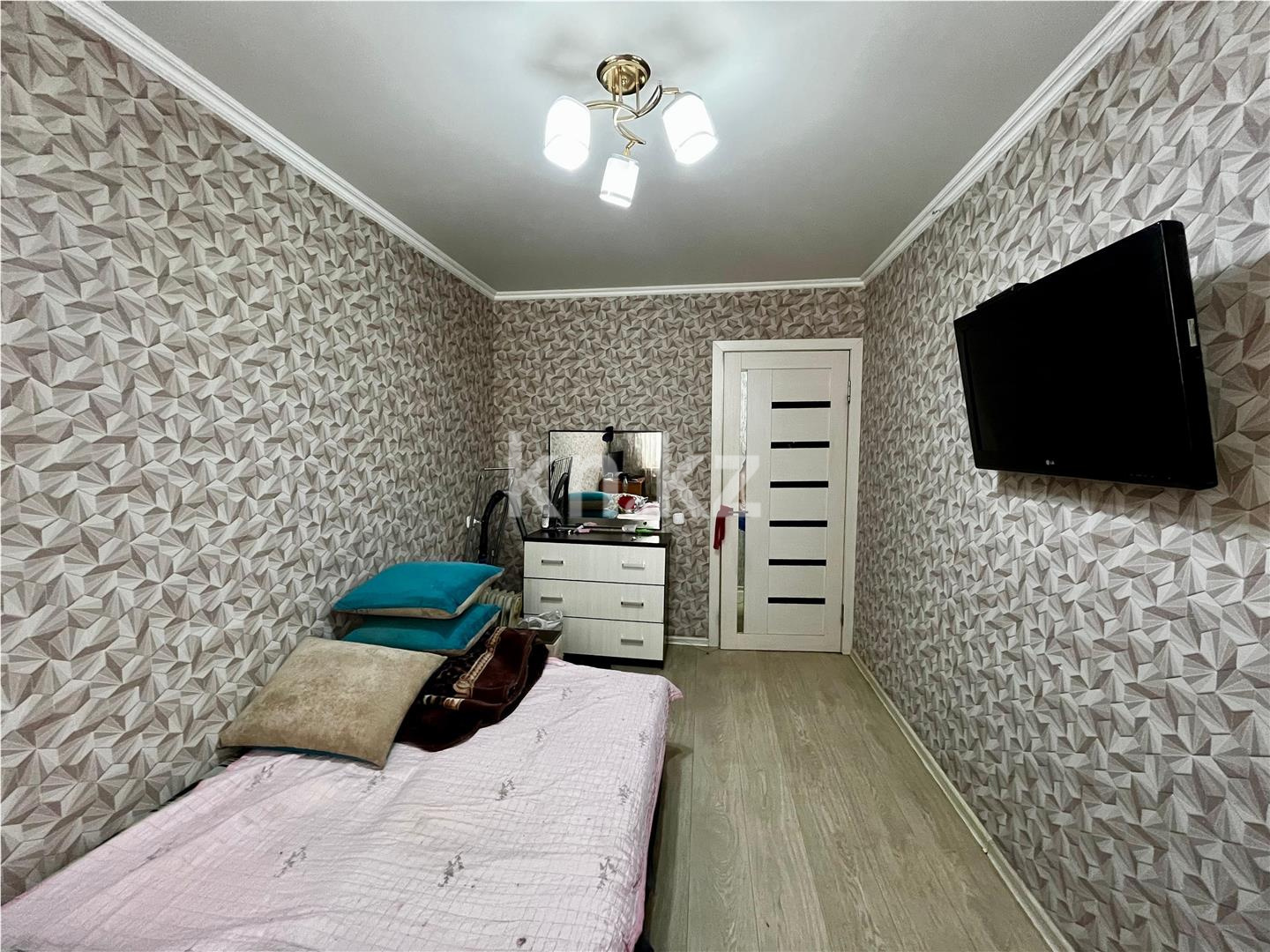 Продажа 3-комнатной квартиры, 62 м², мкр-н 16 в Караганде - фото 7