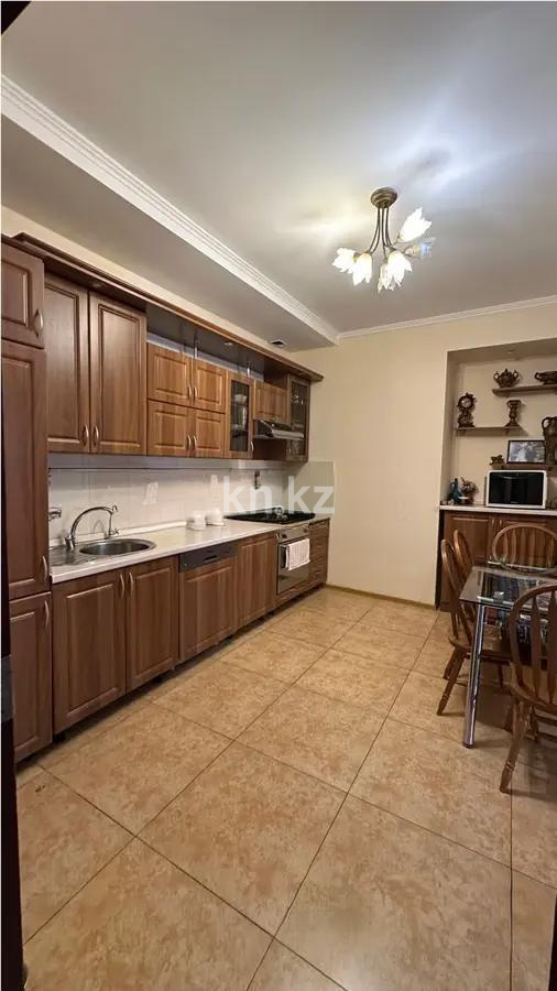 Продажа 3-комнатной квартиры, 130 м², ул. Сатпаева, дом  9б в Алматы - фото 4