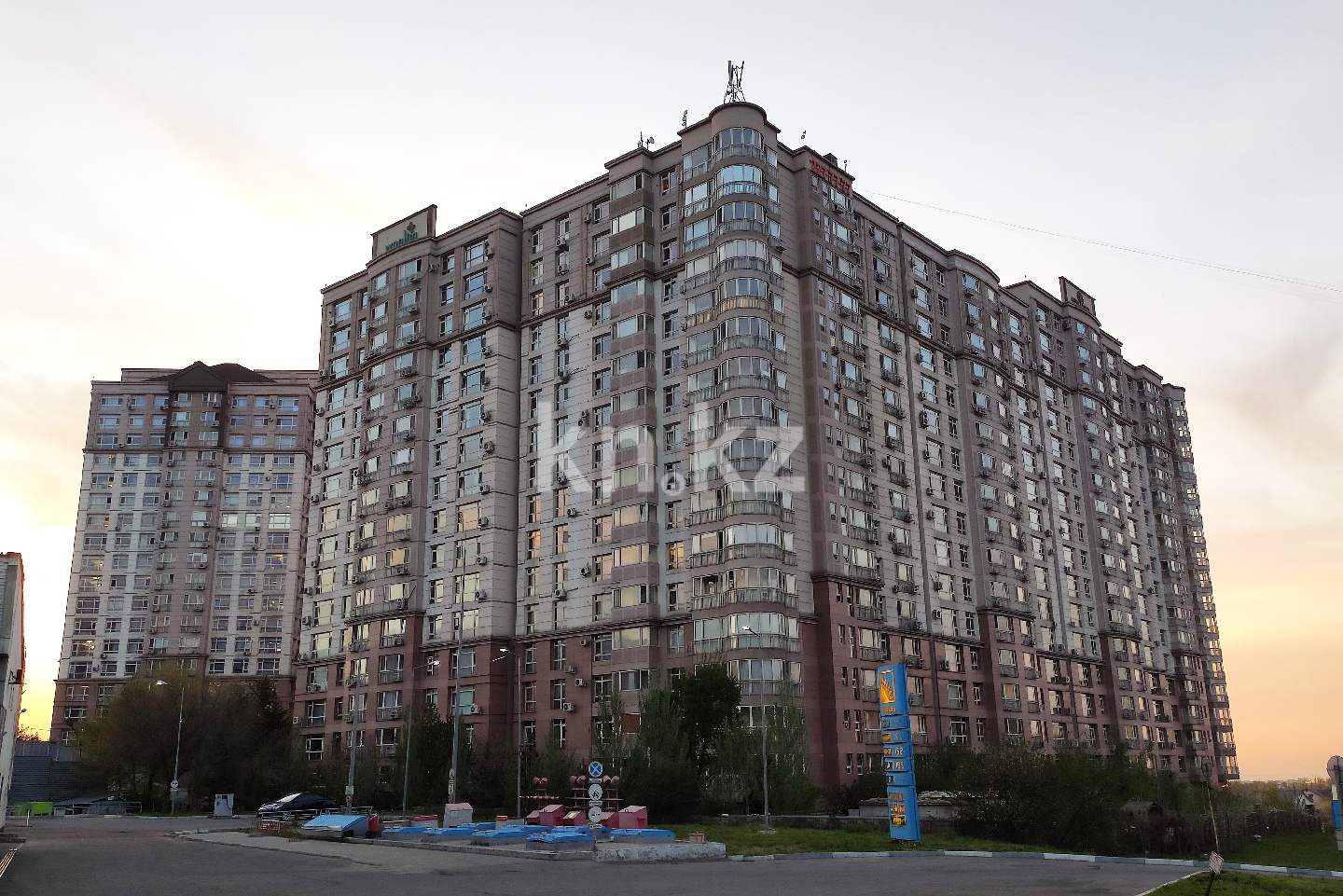 Продажа 3-комнатной квартиры, 114 м², ул. Аскарова, дом  4 в Алматы - фото 8