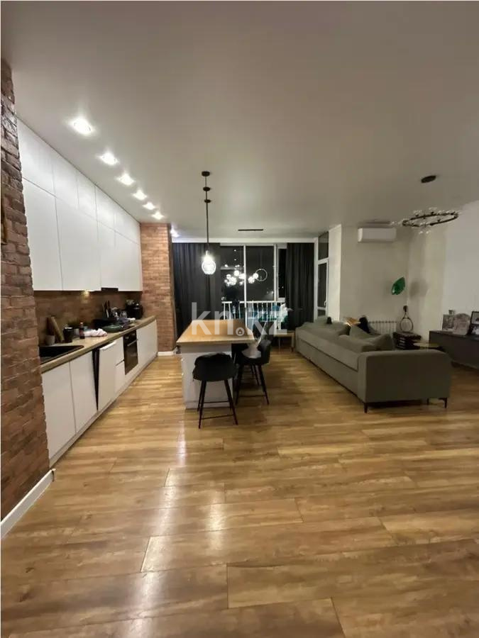 Продажа 4-комнатной квартиры, 135 м² - Продажа четырехкомнатных квартир от собственников в Алматы фото 1 из 4