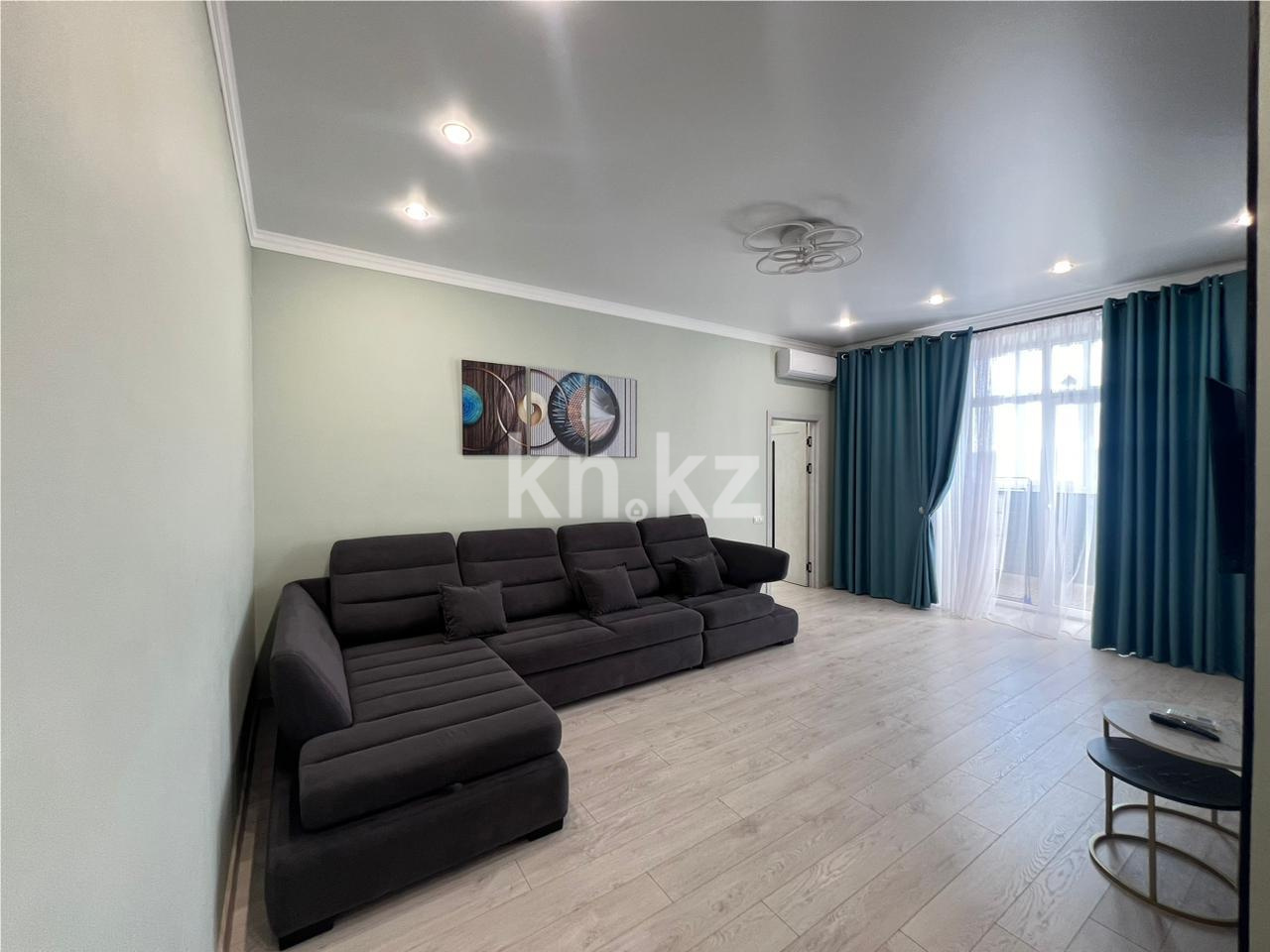 Продажа 2-комнатной квартиры, 63 м², мкр-н Степной-3, дом  1/10 - Продажа  однокомнатных, двухкомнатных, трехкомнатных квартир в Караганде фото 1 из 17