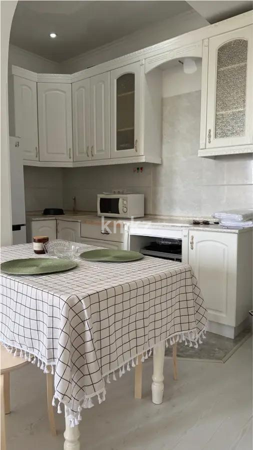 Продажа 1-комнатной квартиры, 40 м² - Продажа жилой и коммерческой недвижимости в Алматы фото 2 из 3