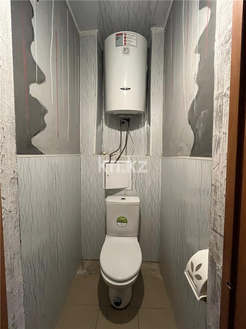 Продажа 4-комнатной квартиры, 75 м², мкр-н 14 - Продажа  четырехкомнатных квартир в Караганде фото 15 из 21