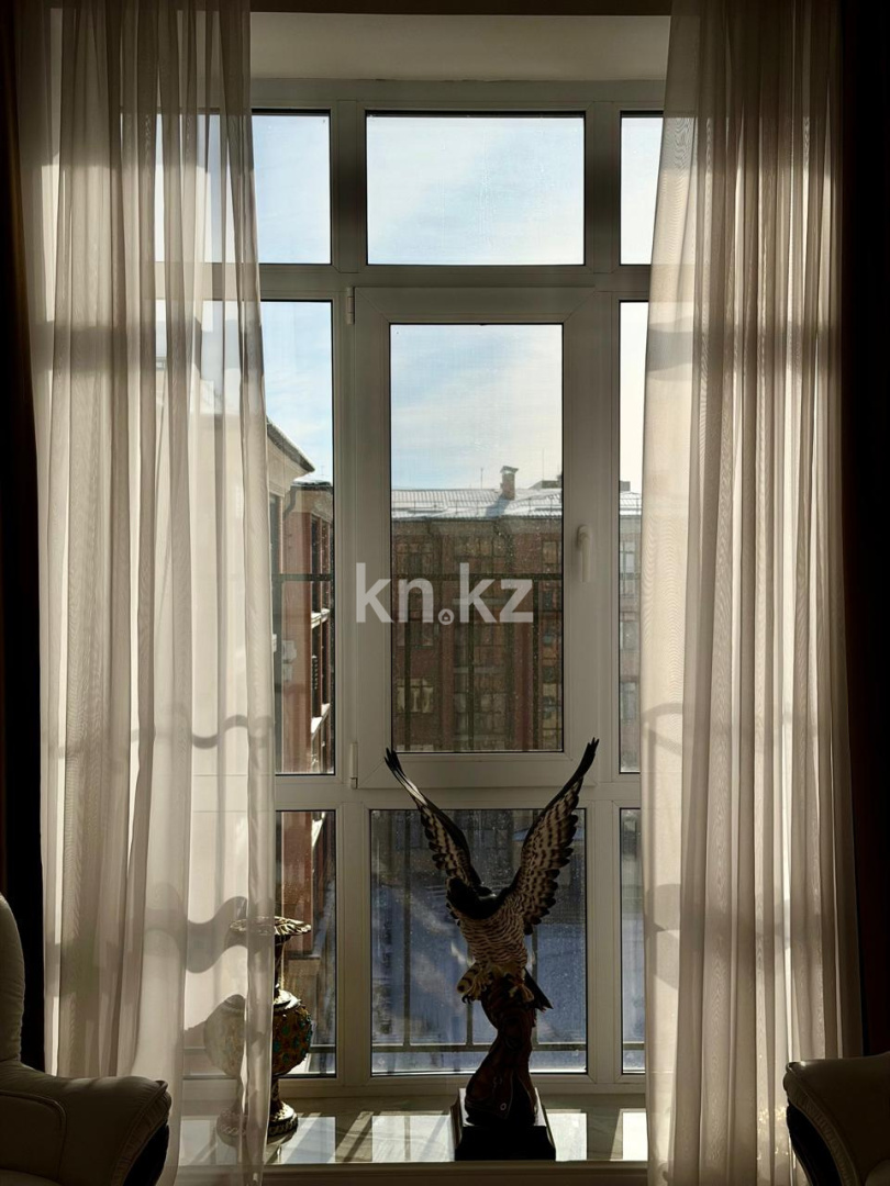 Продажа 3-комнатной квартиры, 92 м² - Продажа трехкомнатных квартир в Караганде - страница 2 фото 1 из 12