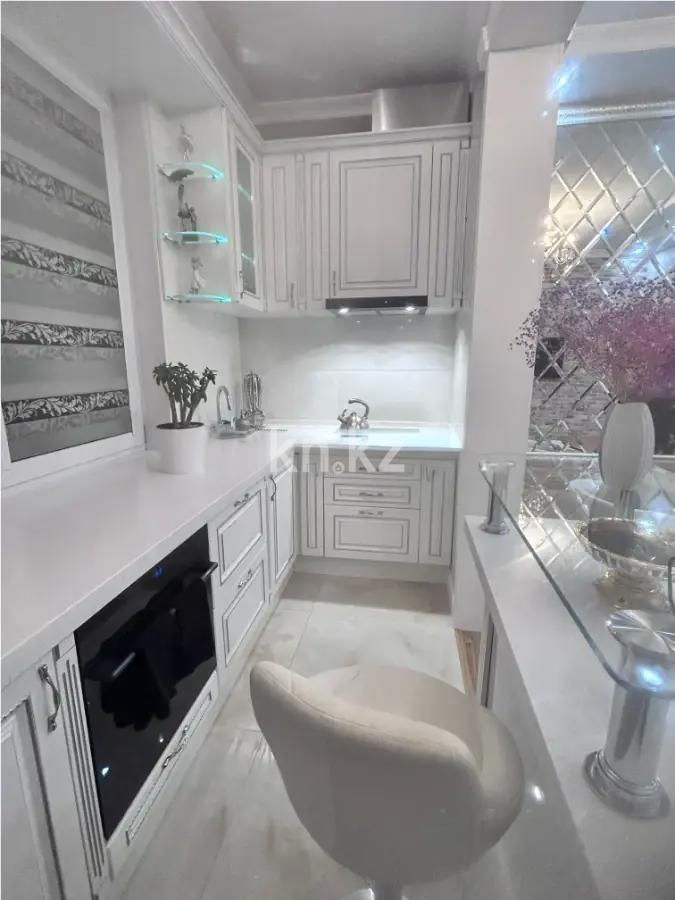 Продажа 2-комнатной квартиры, 72 м² в Алматы - фото 3