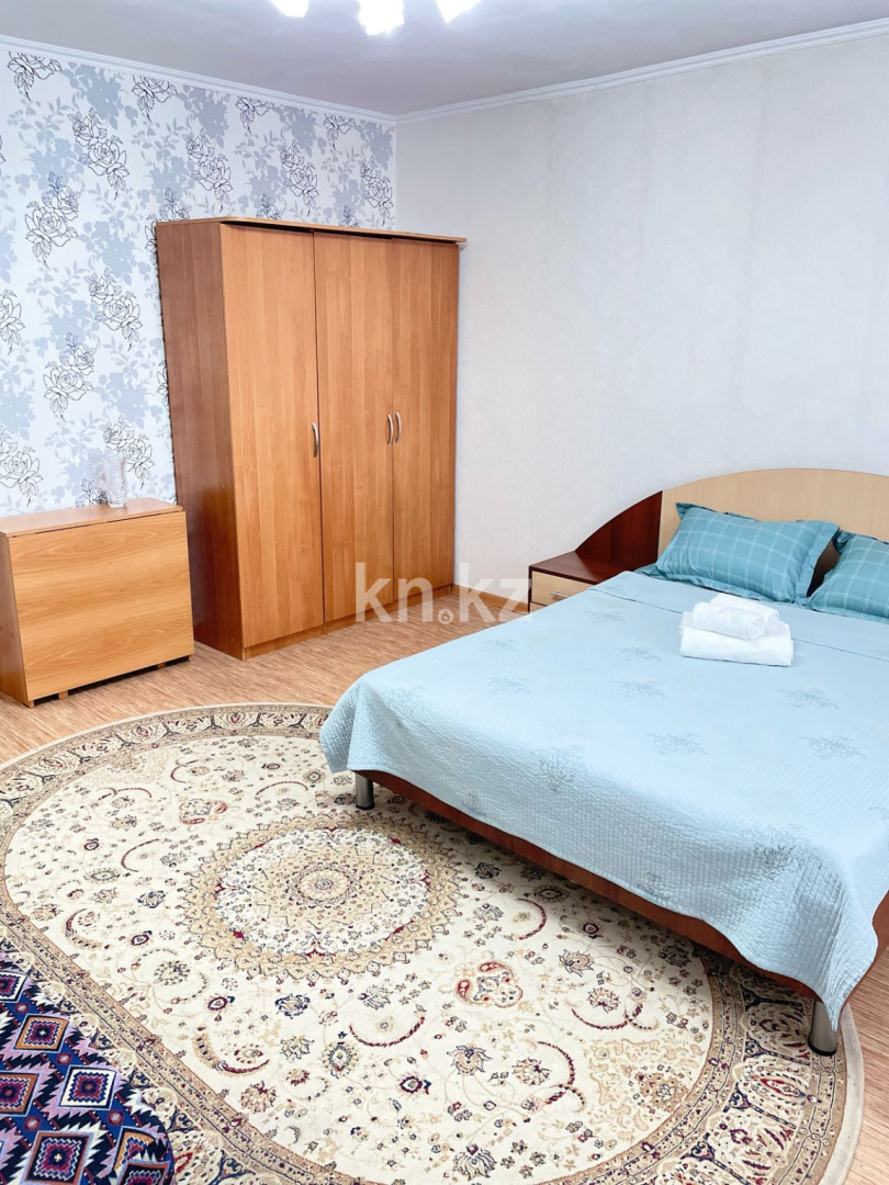 Аренда 1-комнатной квартиры посуточно, 35 м², ул. Таттимбета, дом  19 в Караганде - фото 3