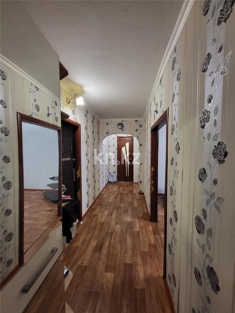 Продажа 2-комнатной квартиры, 53 м², ул. 9-й мкр. в Темиртау - фото 9