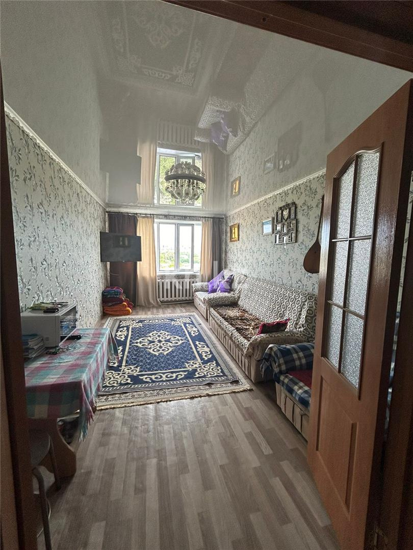 Продажа 3-комнатной квартиры, 68 м², ул. Тулебаева - Продажа  трехкомнатных квартир в Темиртау фото 1 из 8