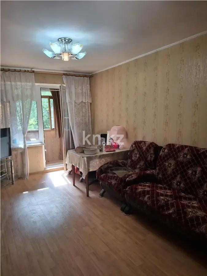 Продажа 3-комнатной квартиры, 60 м², мкр-н 4, дом  15 - Продажа  трехкомнатных квартир в Алматы без посредников фото 1 из 5