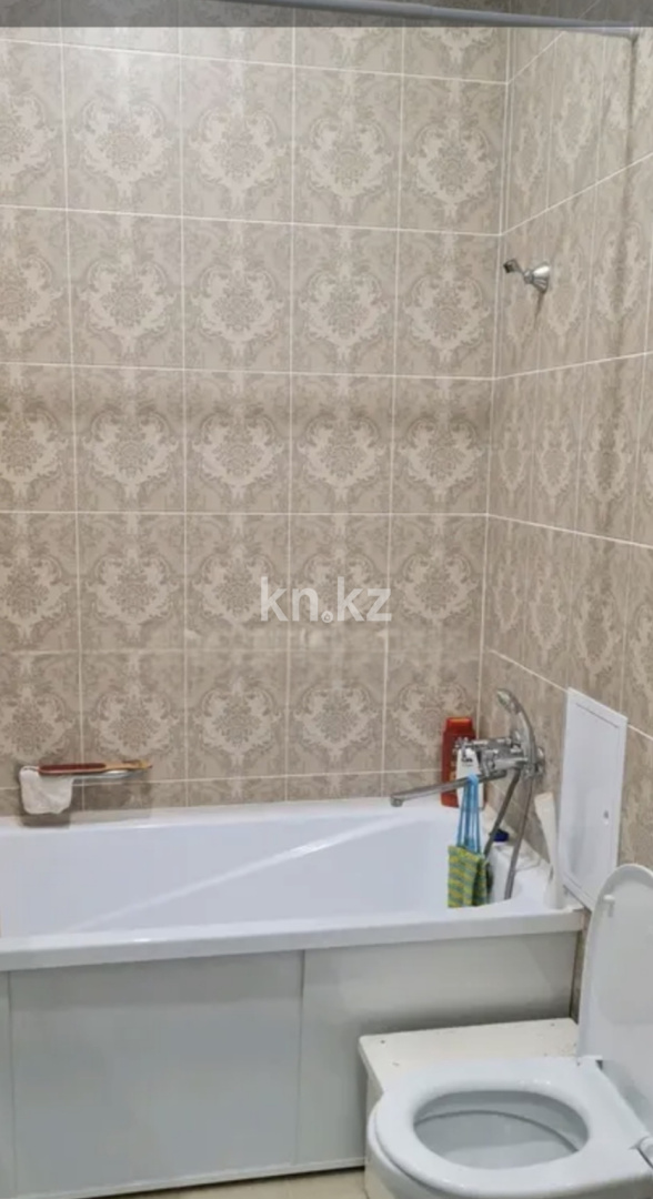 Продажа 3-комнатной квартиры, 83.9 м², ул. Муканова, дом  51/8 - Продажа  трехкомнатных квартир в Караганде без посредников фото 12 из 15