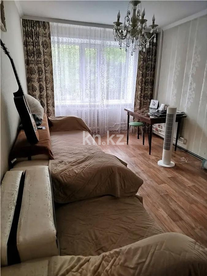 Продажа 3-комнатной квартиры, 70 м², ул. Абая, дом  155 - Продажа квартир в Темиртау фото 1 из 8