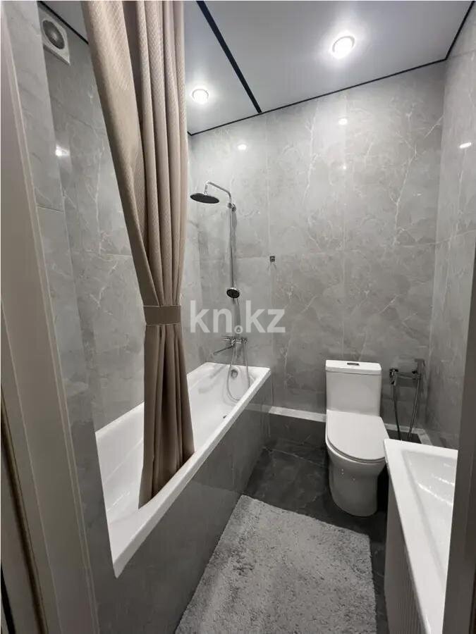 Продажа 2-комнатной квартиры, 70 м² в Астане - фото 4