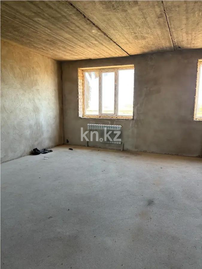 Продажа 3-комнатной квартиры, 82 м² в Караганде