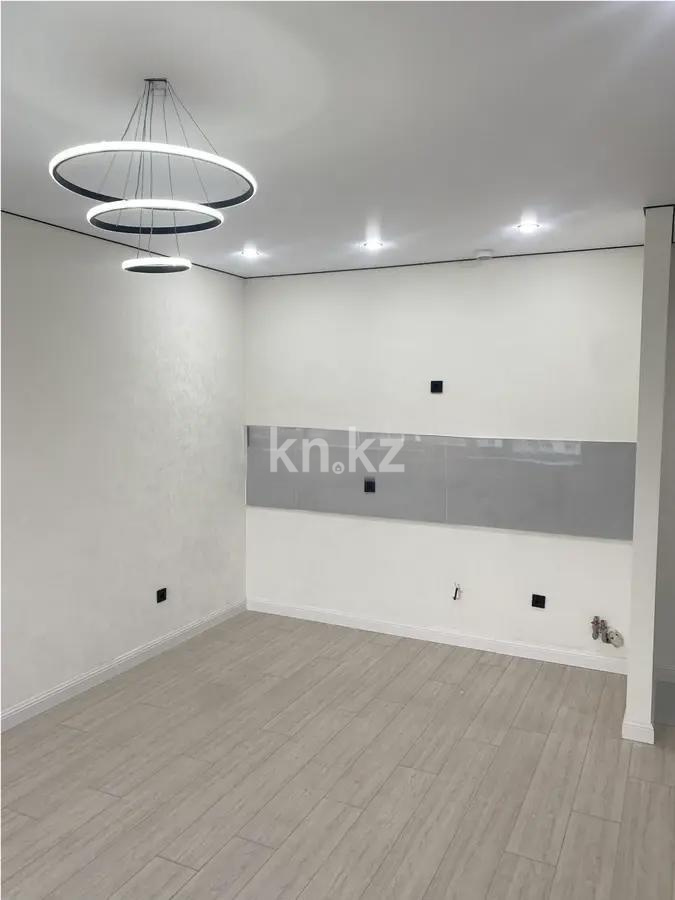 Продажа 1-комнатной квартиры, 39 м², ул. Тынышбайулы, дом  6 стр в Астане - фото 3