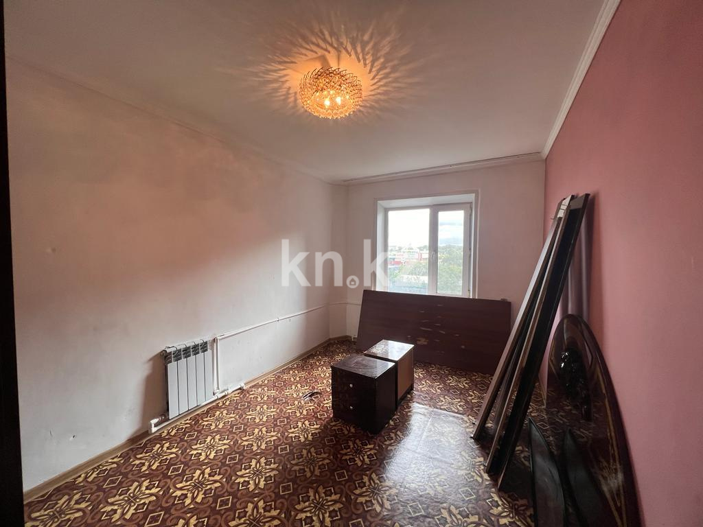 Продажа 4-комнатной квартиры, 78 м², мкр-н Восток-1, дом  4 в Караганде - фото 4