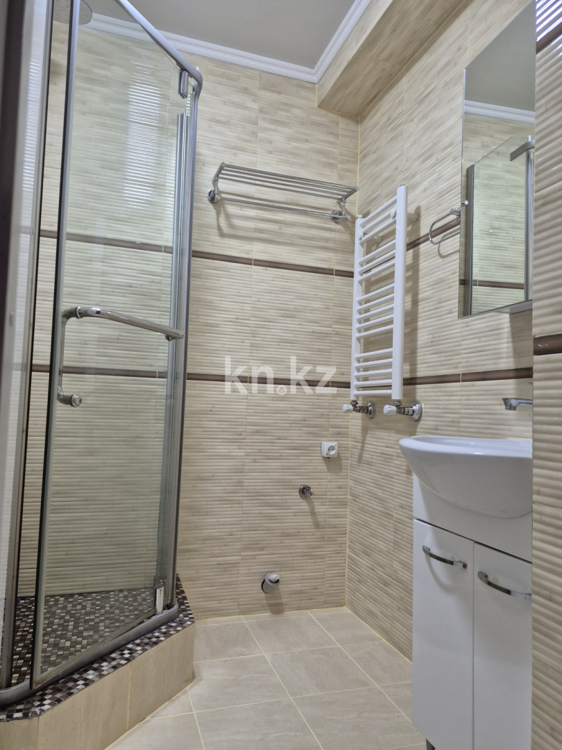 Продажа 4-комнатной квартиры, 94.8 м², пр. Достык, дом  103/40 - ул. Госпитальная - Продажа  четырехкомнатных квартир в Алматы фото 13 из 20