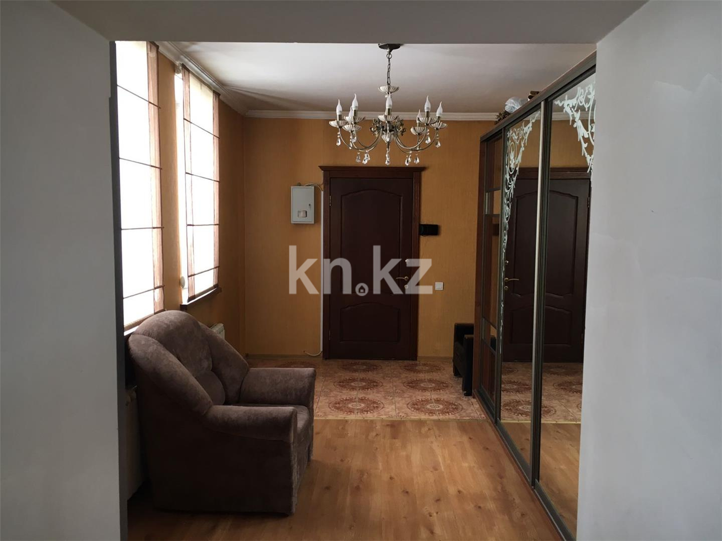 Продажа 6-комнатного дома, 343 м², ул. Жандарбековой в Караганде - фото 23