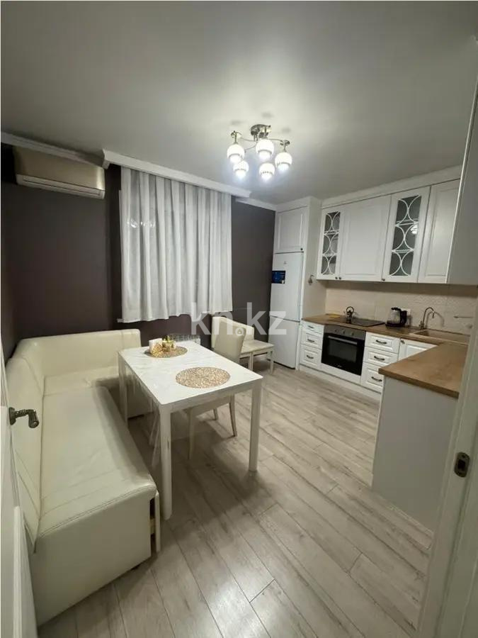 Продажа 1-комнатной квартиры, 40 м², пр. Тауелсыздык, дом  21/5 - Продажа  однокомнатных квартир в Астане с фото фото 1 из 3