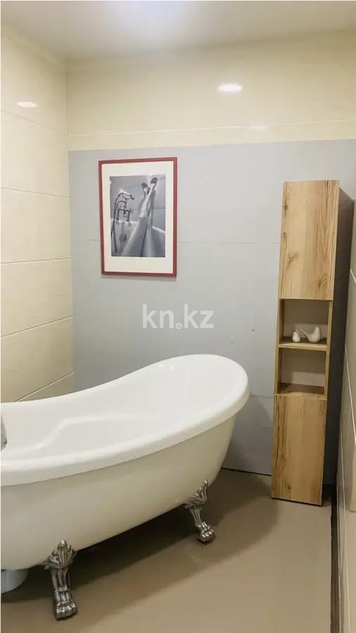 Продажа 2-комнатной квартиры, 65 м² в Алматы - фото 2