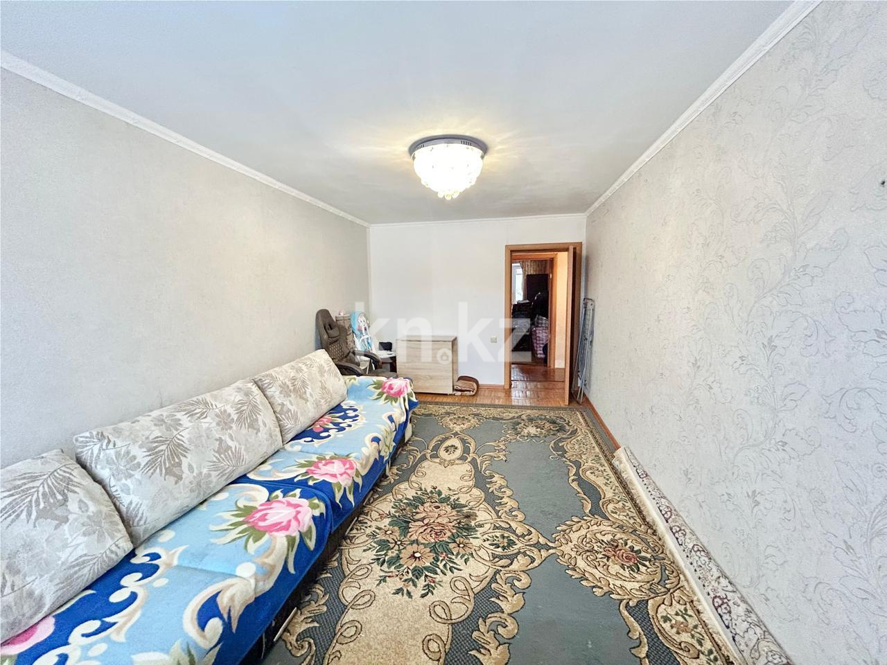 Продажа 2-комнатной квартиры, 47 м², 13 мкр., дом  36 в Караганде - фото 3