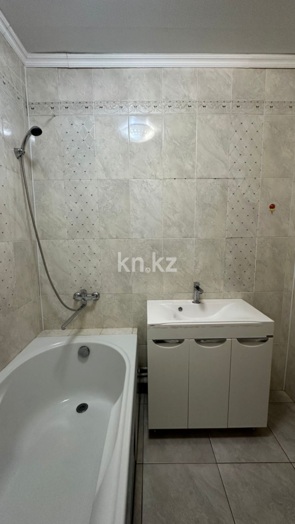 Продажа 3-комнатной квартиры, 83 м², ул. Бокейхана, дом  10 - Керей-Жанибек в Астане - фото 6