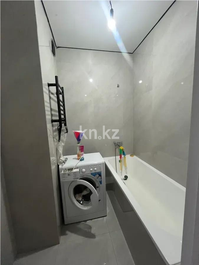 Продажа 2-комнатной квартиры, 60 м², ул. Омарова, дом  1 в Алматы - фото 4