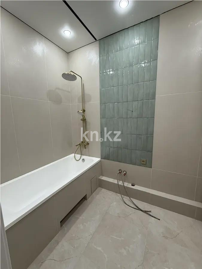 Продажа 2-комнатной квартиры, 56.8 м² в Алматы - фото 2