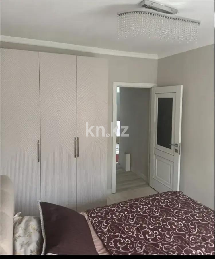 Продажа 2-комнатной квартиры, 55 м², ул. Кабанбай батыра, дом  165 в Алматы - фото 2