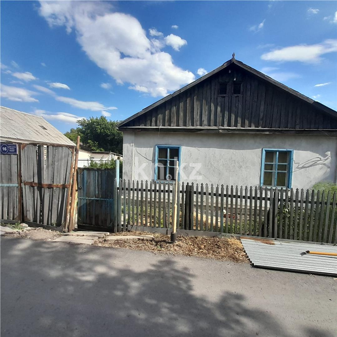 Продажа 3-комнатного дома, 62 м², ул. Сборный проезд, дом  16 - Продажа домов, коттеджей в Караганде фото 1 из 23