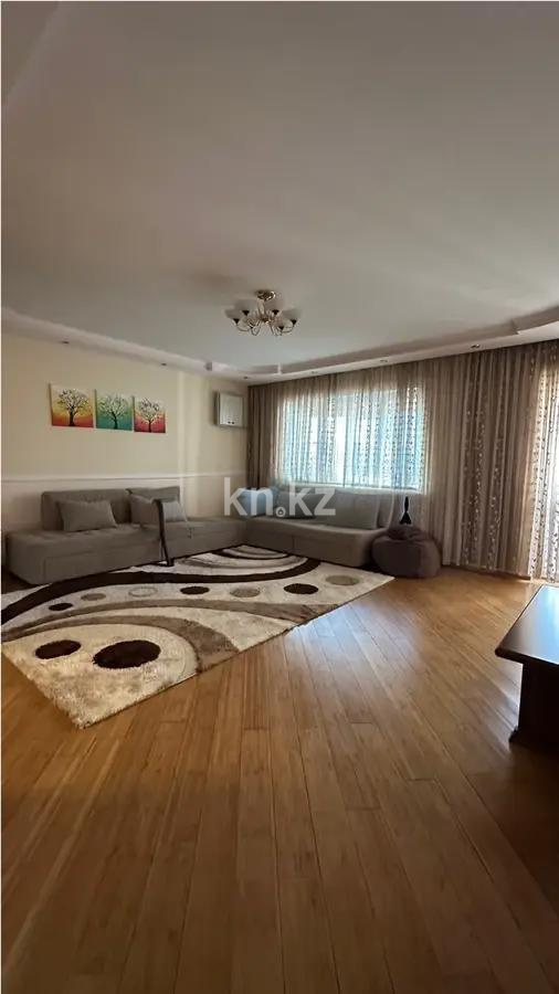Продажа 3-комнатной квартиры, 130 м², ул. Сатпаева, дом  9б в Алматы