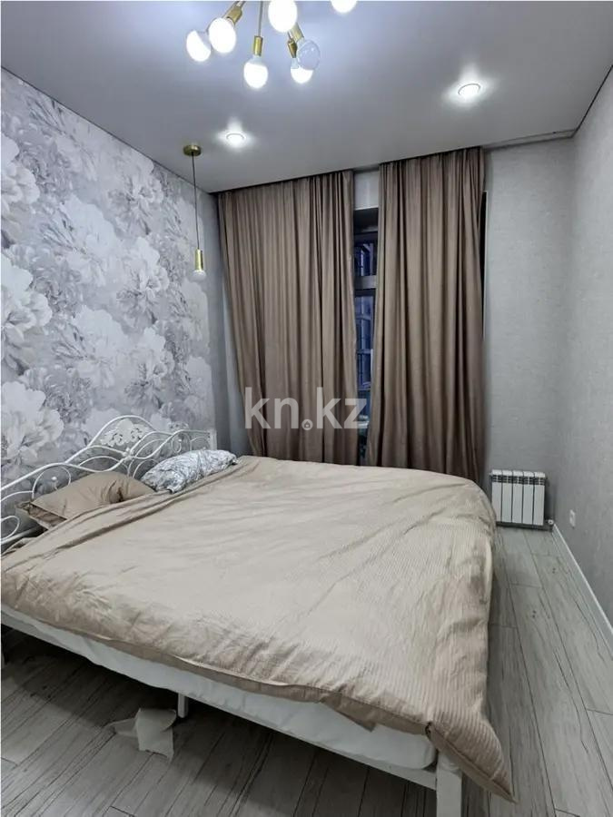 Продажа 3-комнатной квартиры, 92 м², ул. Дюсембекова, дом  83/2 в Караганде - фото 2
