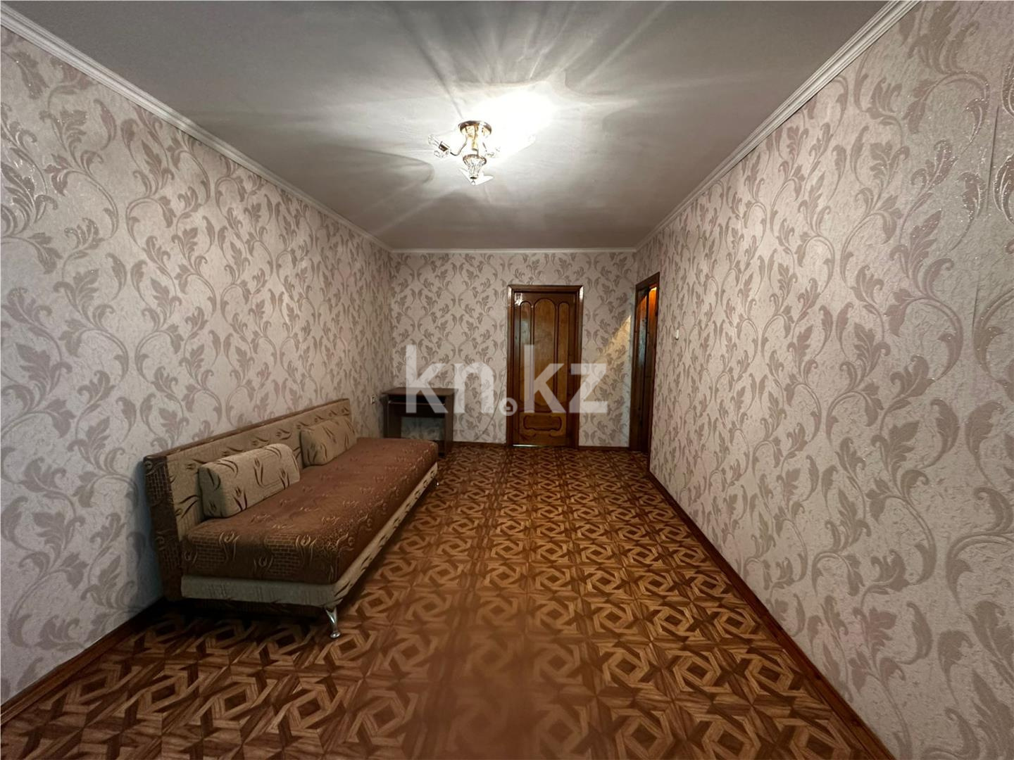 Продажа 2-комнатной квартиры, 43 м², ул. Абая - Продажа  двухкомнатных квартир в Темиртау с фото фото 1 из 12