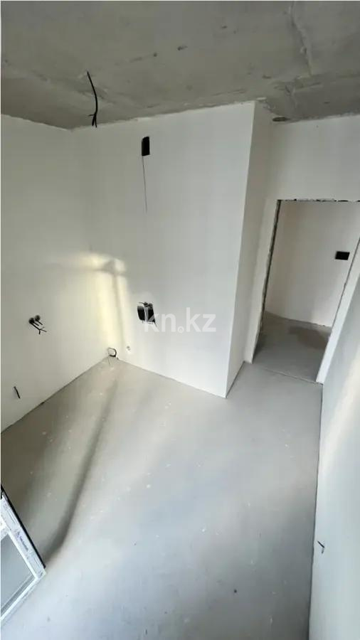 Продажа 1-комнатной квартиры, 38 м², ул. Е-899, дом  5 стр в Астане - фото 2
