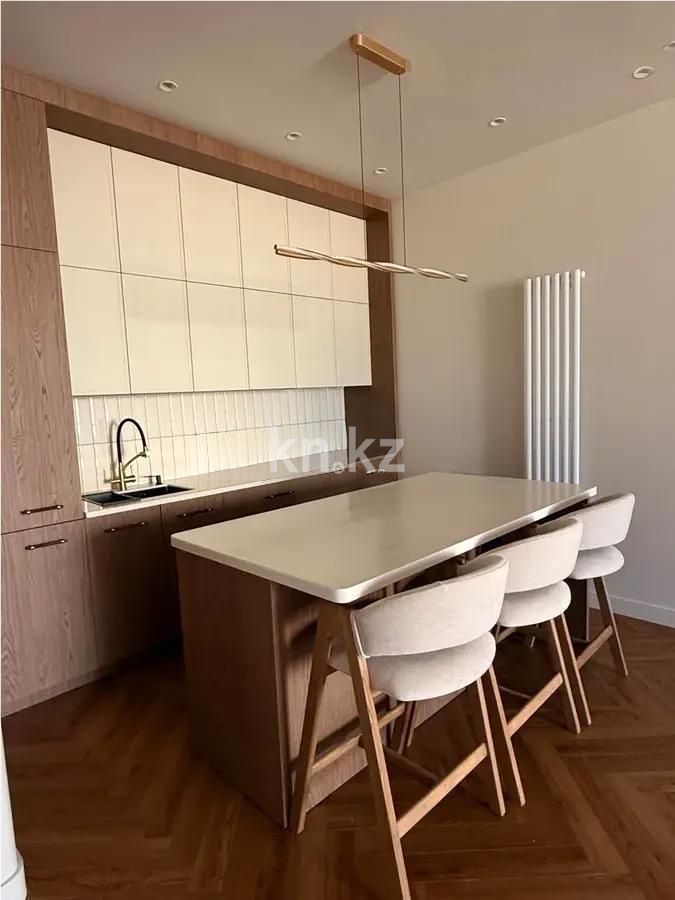 Продажа 2-комнатной квартиры, 76 м², пр. Аль-Фараби, дом  41/7 в Алматы - фото 3