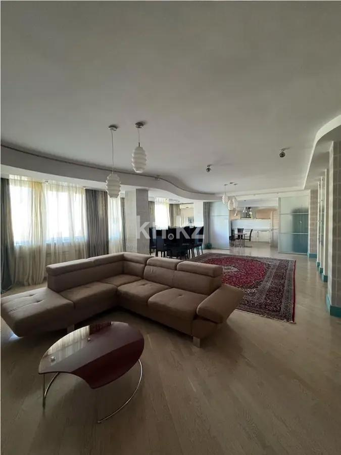 Продажа 3-комнатной квартиры, 190 м², ул. Кунаева, дом  14 - Продажа  трехкомнатных квартир в Астане без посредников с фото фото 1 из 9