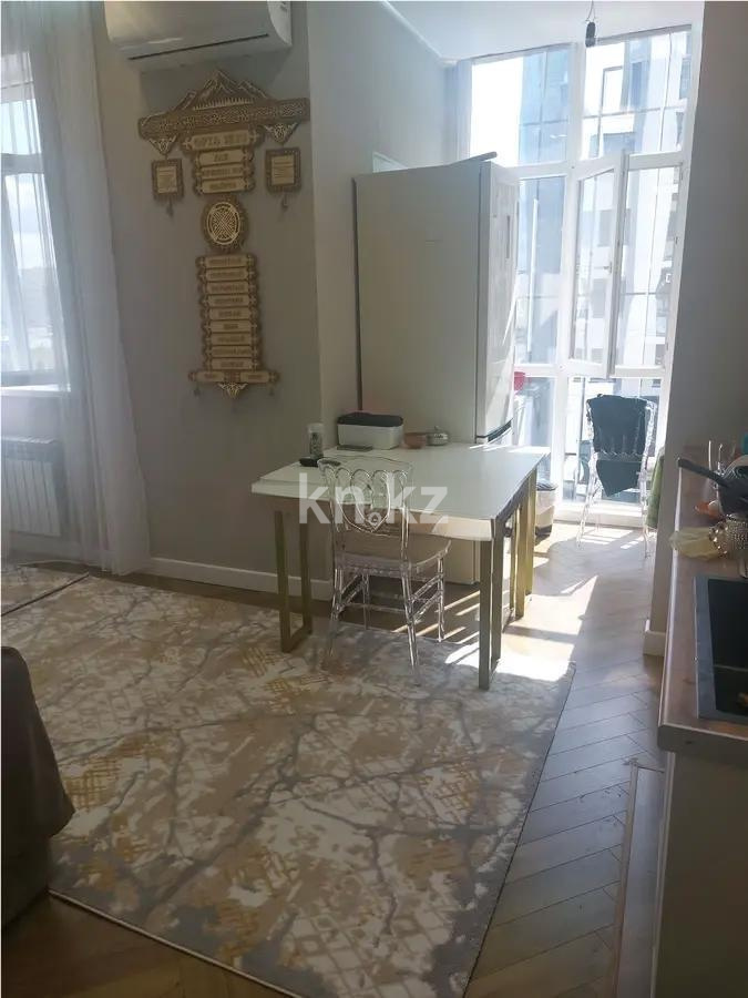 Продажа 4-комнатной квартиры, 83 м², пр. Туран, дом  71 в Астане - фото 4