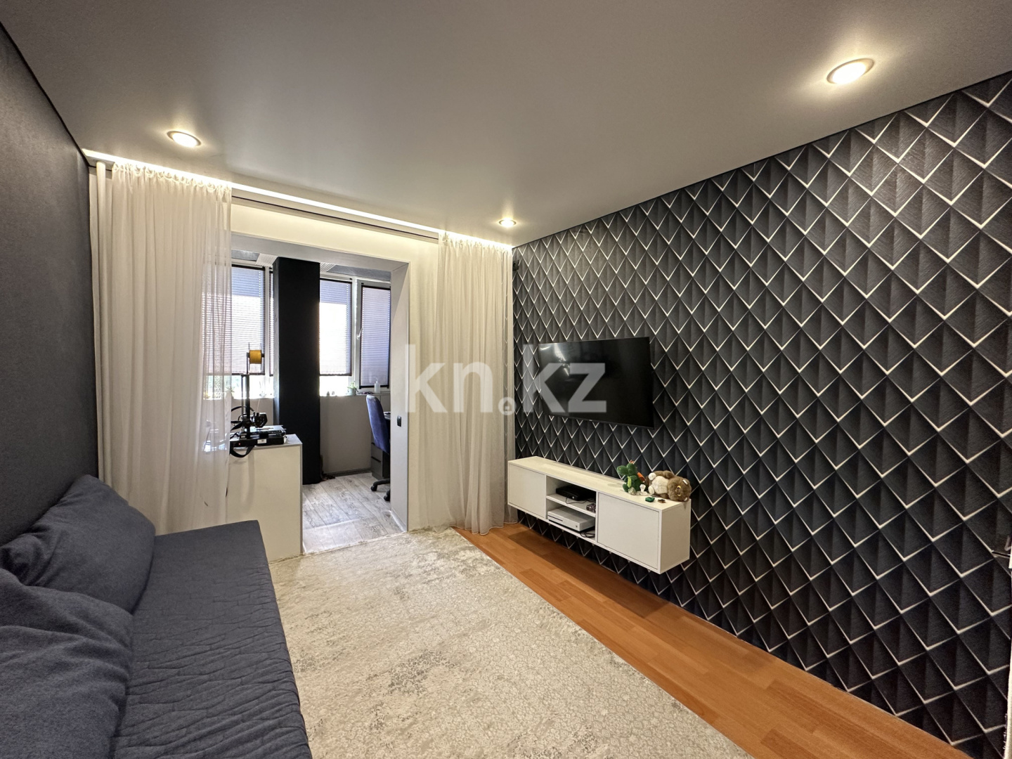 Продажа 3-комнатной квартиры, 71.6 м² в Караганде