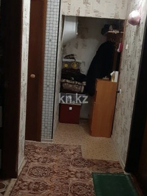 Продажа 2-комнатной квартиры, 43 м², 13-й мкр., дом  11 - Продажа  двухкомнатных квартир в Караганде с фото фото 3 из 10