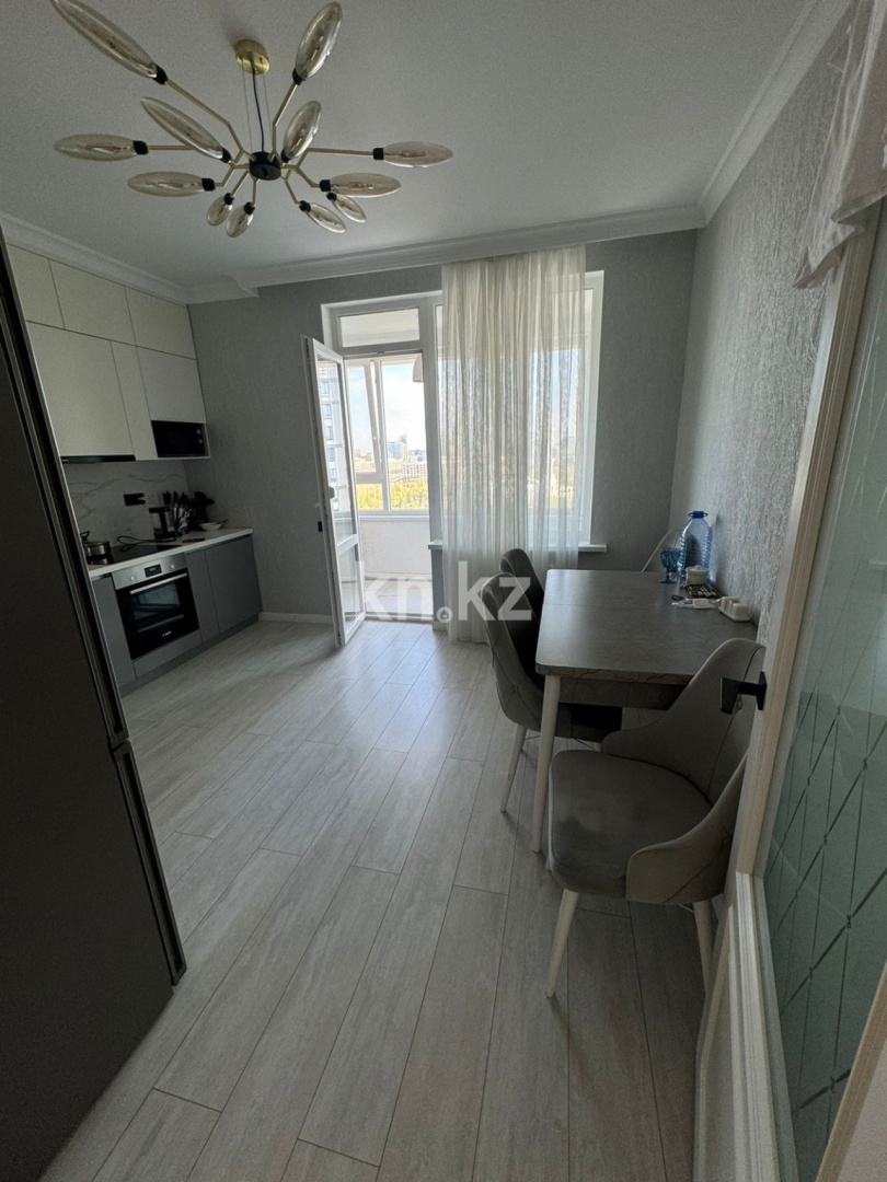 Аренда 2-комнатной квартиры, 70 м² - Аренда квартир помесячно в Казахстане - страница 8 фото 2 из 16