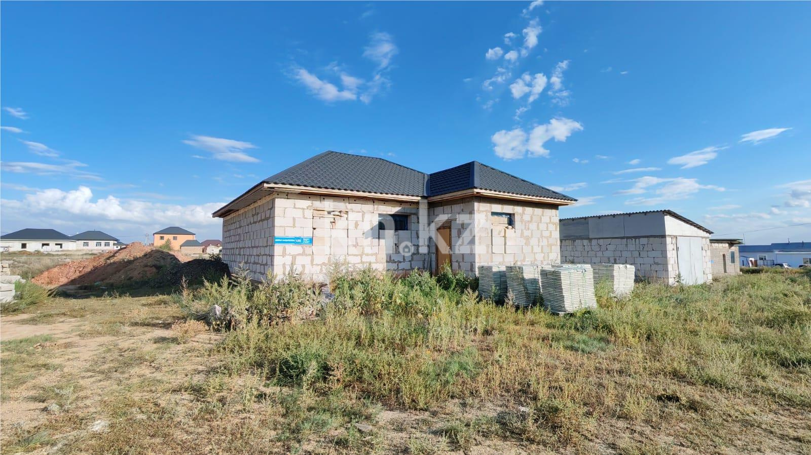 Продажа 4-комнатного дома, 120 м², ул. Жандарбековой - Продажа домов, коттеджей в Караганде фото 2 из 8