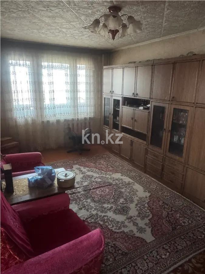 Продажа 4-комнатной квартиры, 61 м², ул. 40-летия Победы, дом  44 - Продажа и аренда недвижимости в Шахтинске фото 1 из 8
