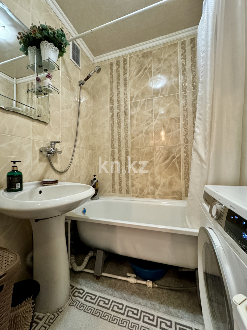 Продажа 4-комнатной квартиры, 77 м², ул. Гапеева, дом  12 - Продажа квартир в Караганде фото 35 из 40