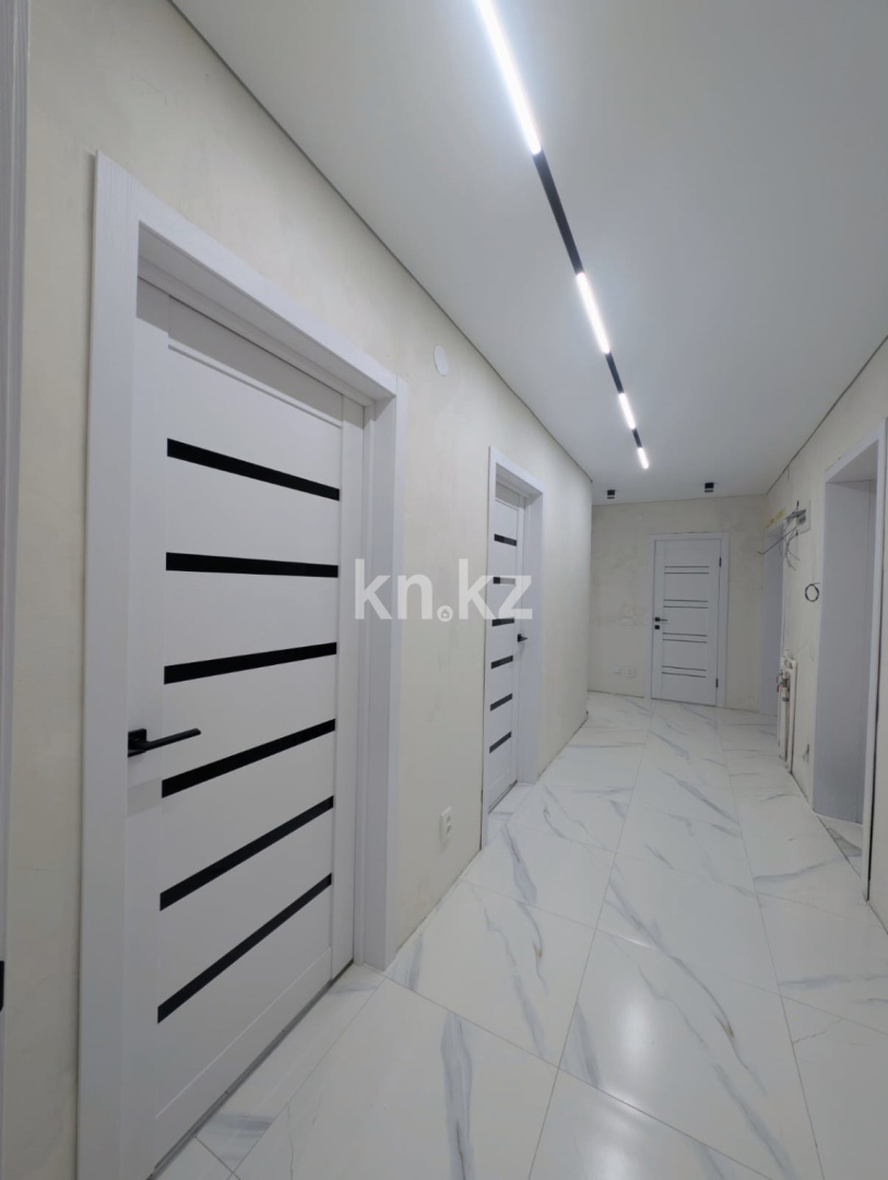 Продажа 3-комнатной квартиры, 97 м² - Продажа жилой и коммерческой недвижимости в Уральске фото 3 из 22